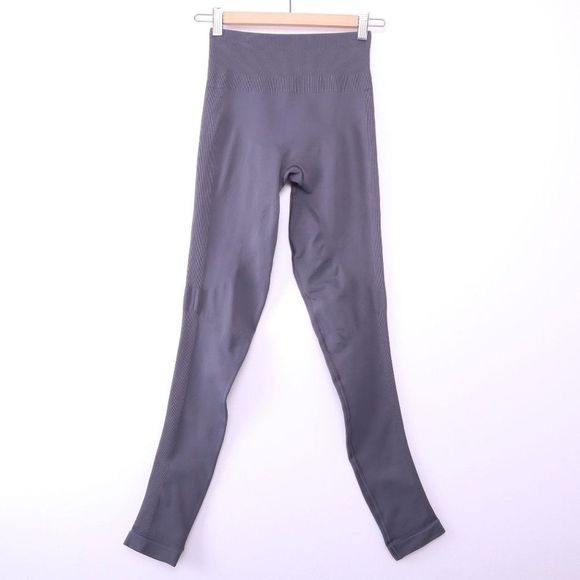 LULULEMON Mid Rise Gray Leggings - Picture 1 of 4